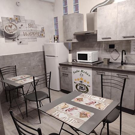Roma Tourist Lease Hotel Acilia Bagian luar foto