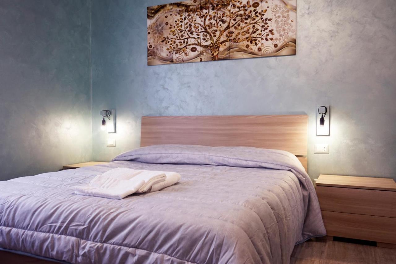 Roma Tourist Lease Hotel Acilia Bagian luar foto