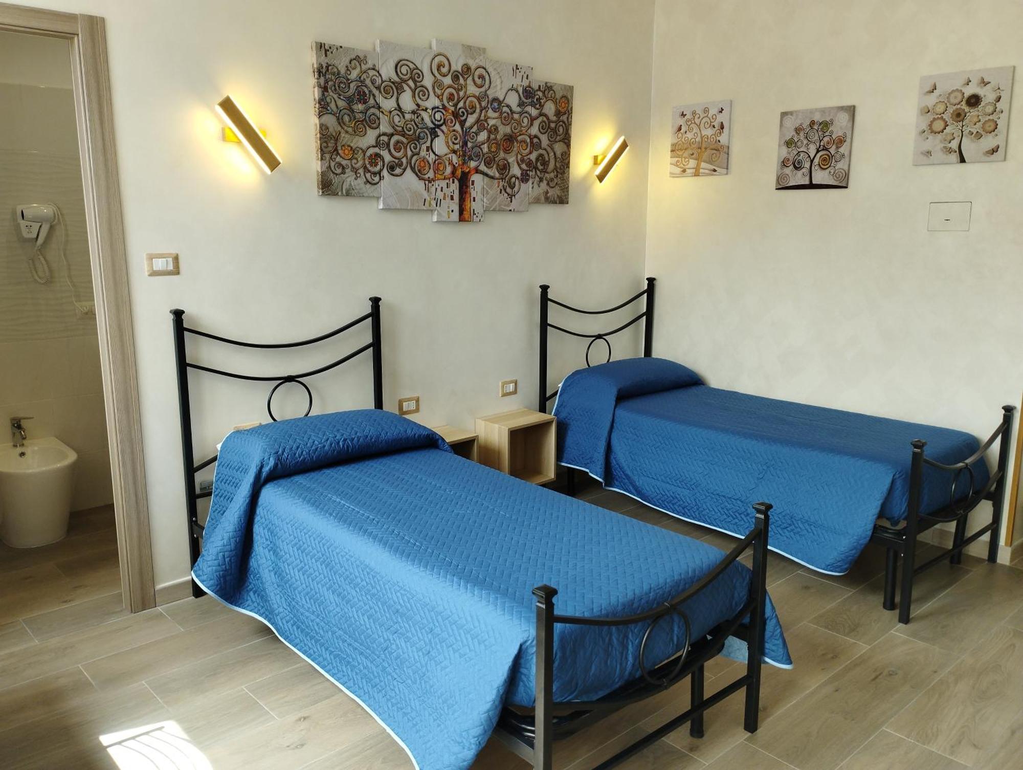Roma Tourist Lease Hotel Acilia Bagian luar foto