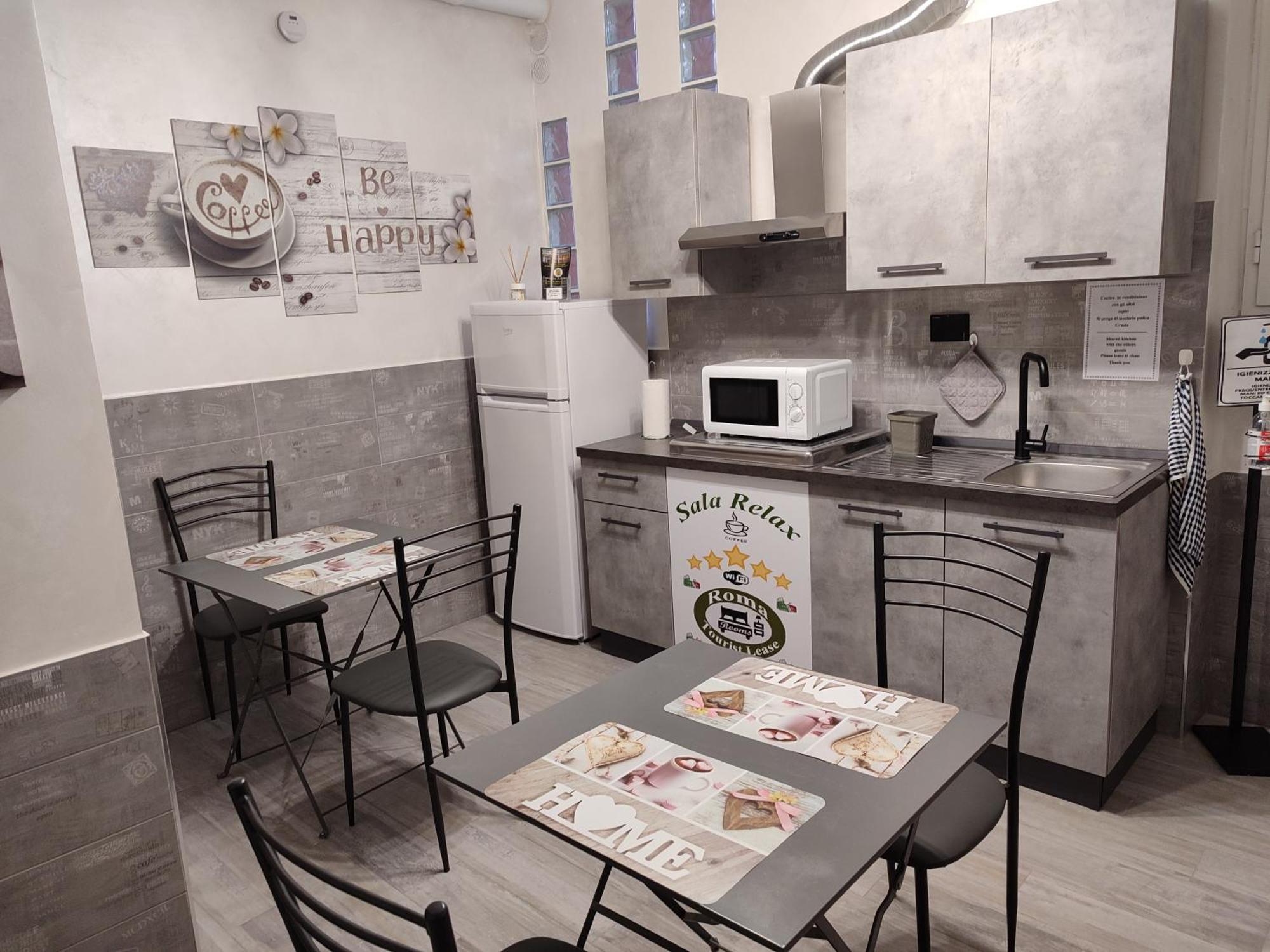 Roma Tourist Lease Hotel Acilia Bagian luar foto